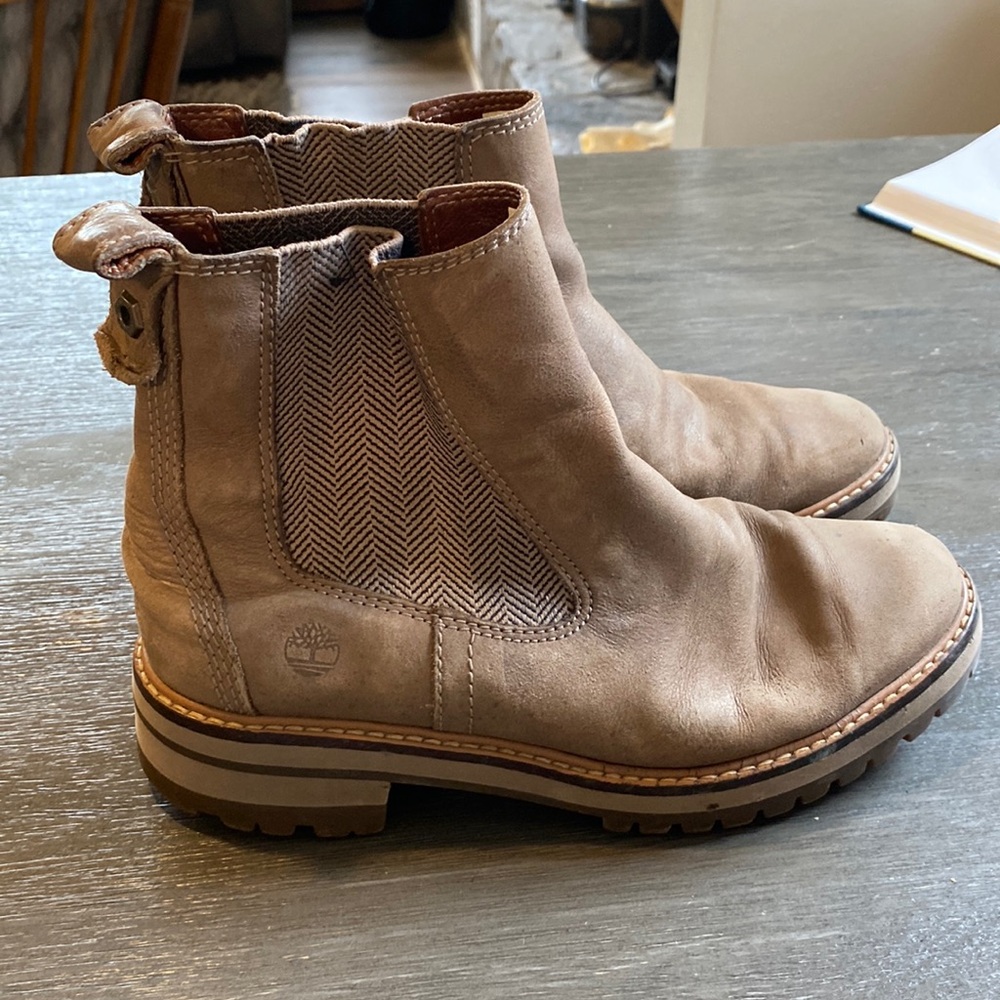 Timberland boots. Size 8.
